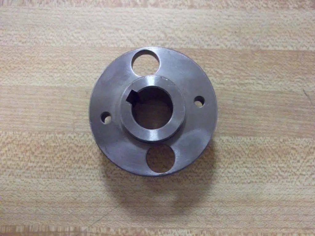 DBZ 50 RB 5/8 Inch Hub 514401 for Rexnord System, heavy-duty steel bearing hub with precision bore, side view.