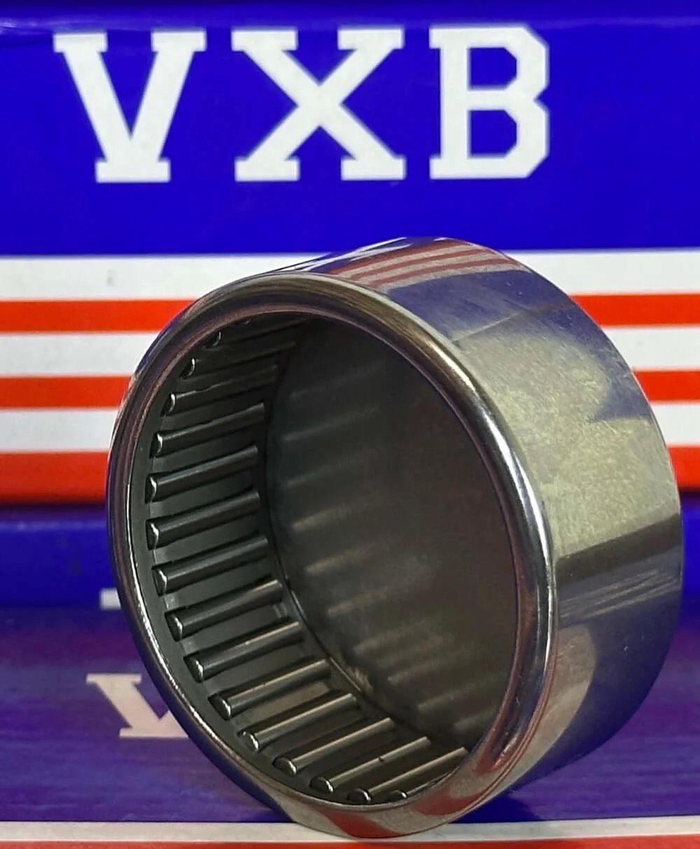 BK4020 shell-type needle roller bearing designed for compact use, needle bearing size 40x47x20mm close-up view.