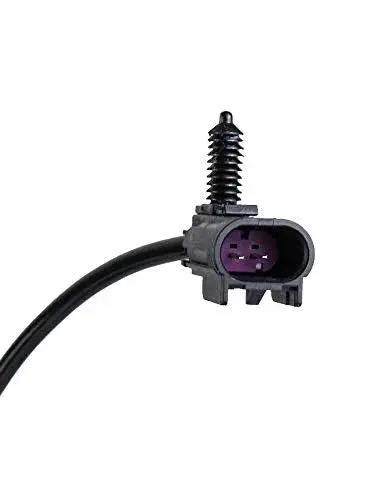 Close-up view of ABS sensor plug for Front Wheel Hub And Bearing Assembly 513188 For Chevy Trailblazer SSR GMC Envoy Buick Rainier Isuzu Ascender Saab Nine Seven X 6 Lug With ABS Replacement Replaces 513188 8151 Convenient Plug And Play Fit