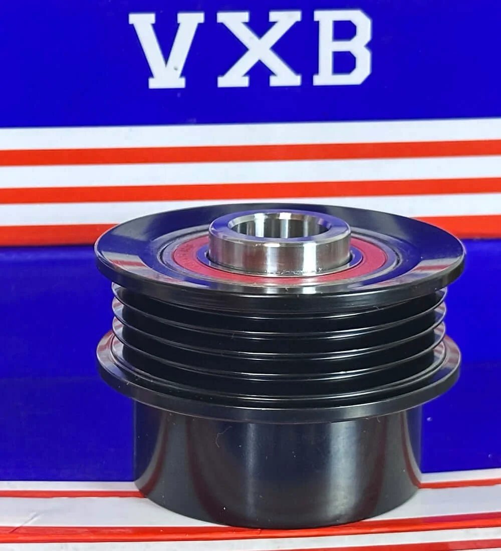 31141-59B-J01 Alternator Pulley for Honda Accord-Civic, black metal with grooves, designed for 1.5L Turbo engines.