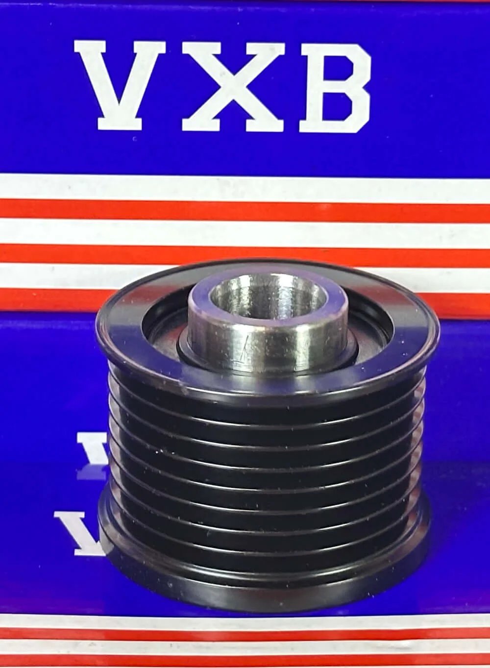 F558553 Alternator freewheel pulleys for BMW JEEP CHRYSLER, side view showing the pulley grooves and central hub.