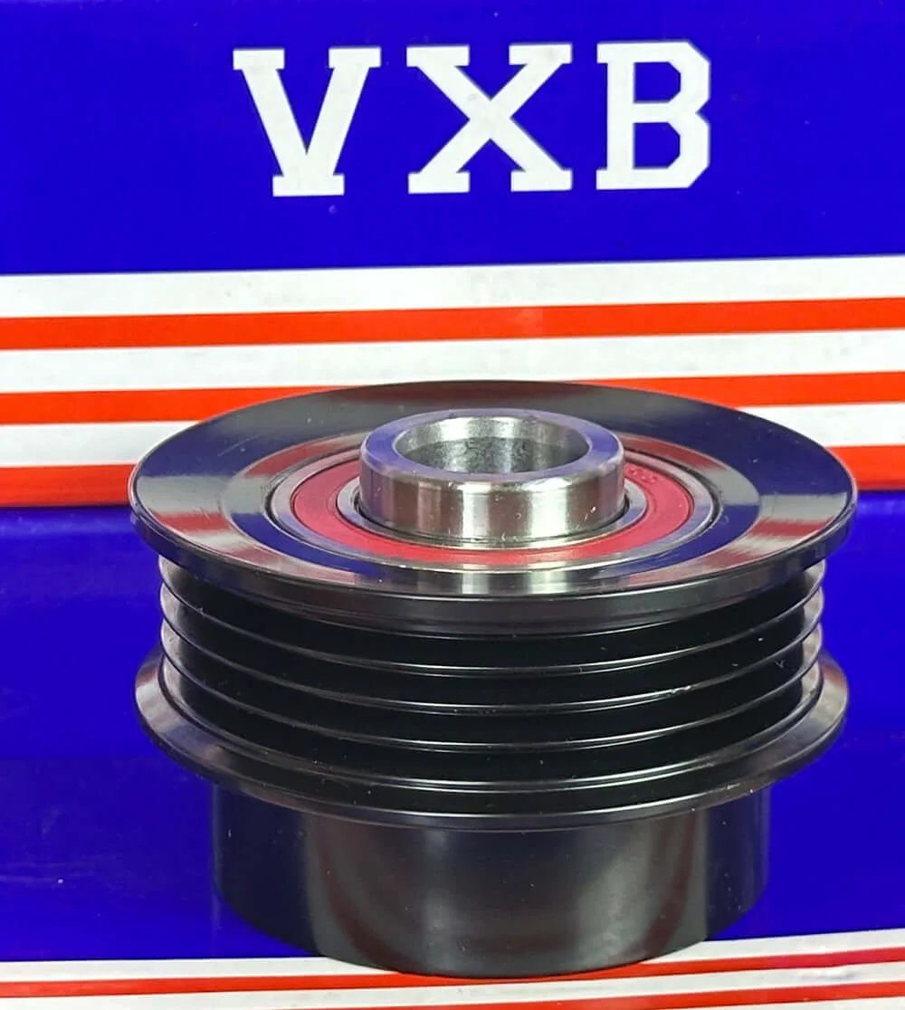 27415-0Y061 Alternator Pulley w/clutch for Toyota, front view showing grooves and metal center for belt stability.