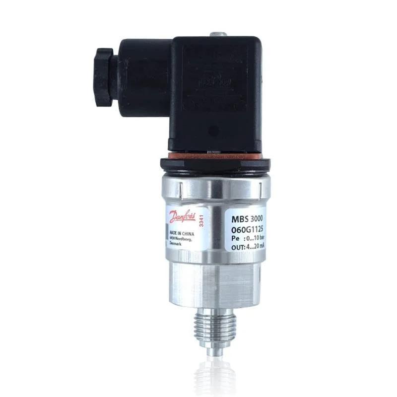 Industrial Pressure Transmitter With 4 To 20 mA Output For HVAC Hydraulics And Industrial Automation Systems In Stainless Steel Construction With 0 To 10 Bar Range Delivers High Accuracy And Rock Solid Readings.