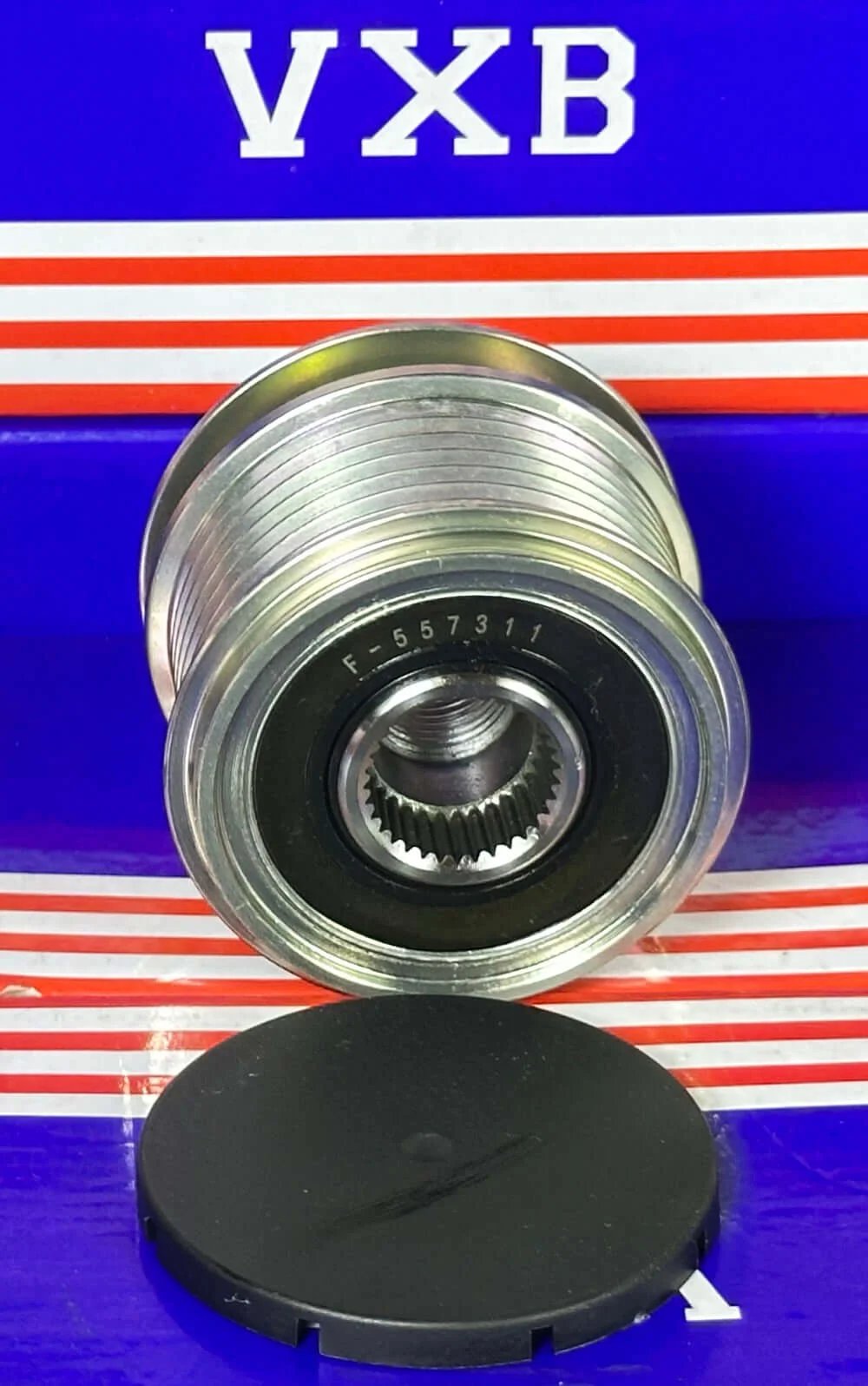 F-557311 Alternator Freewheel Pulley AKA 535 0165 10 for Mercedes-Benz, metal construction, front view with inner splines.