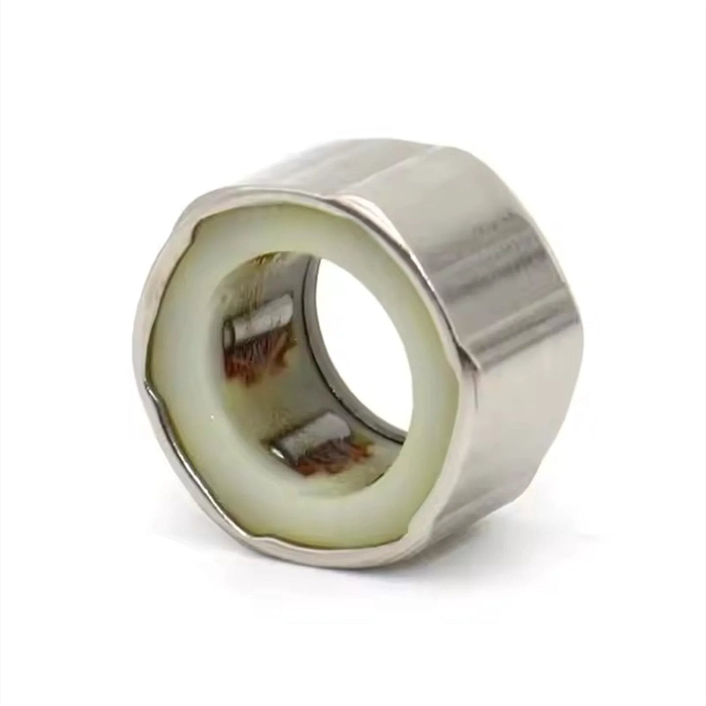 One Way Clutch Needle Roller Bearing Kit 12x18x9mm, 2 Pack Unidirectional Bearings With Steel Cage For Smooth Low Noise Axial Load Applications Dope Performance EWC1209, close-up view