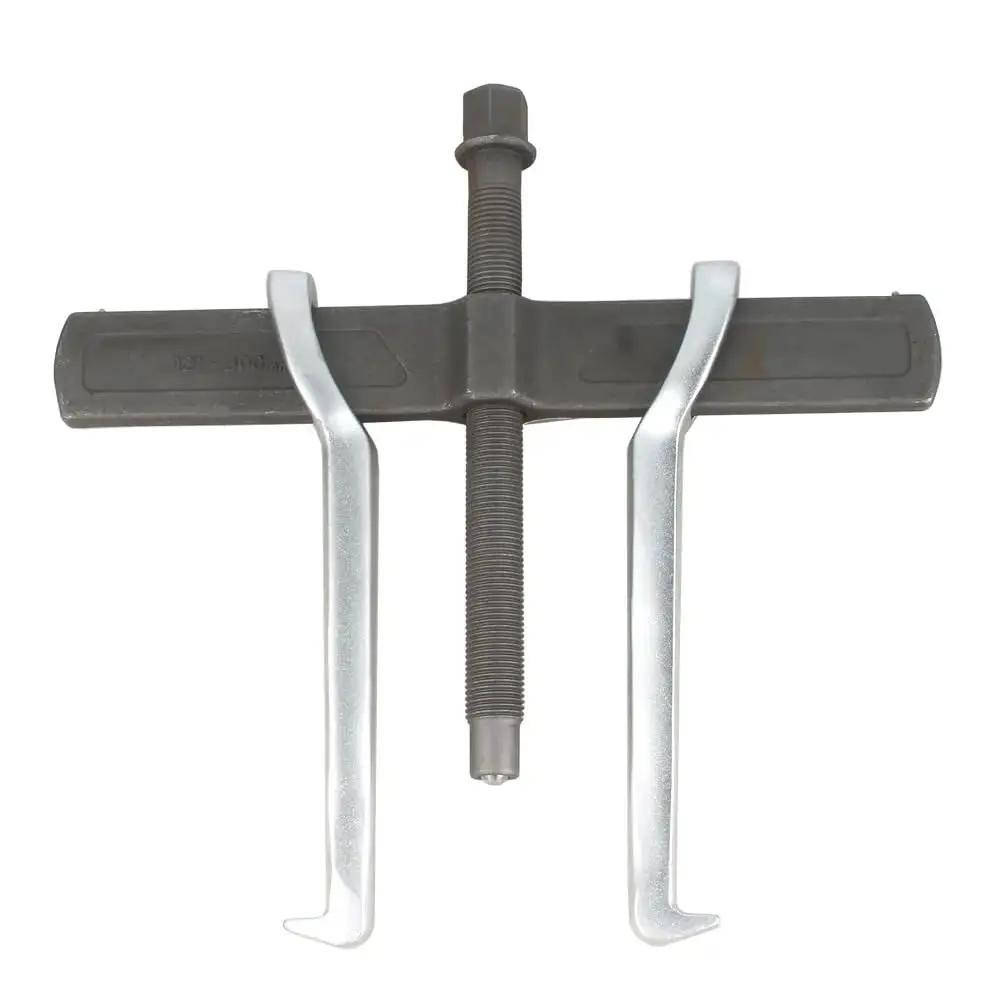 Front view of 12 Inch Two Jaw Gear Puller with Reversible Claws for Pulley Flywheel and Bearing Removal in forged chrome vanadium steel