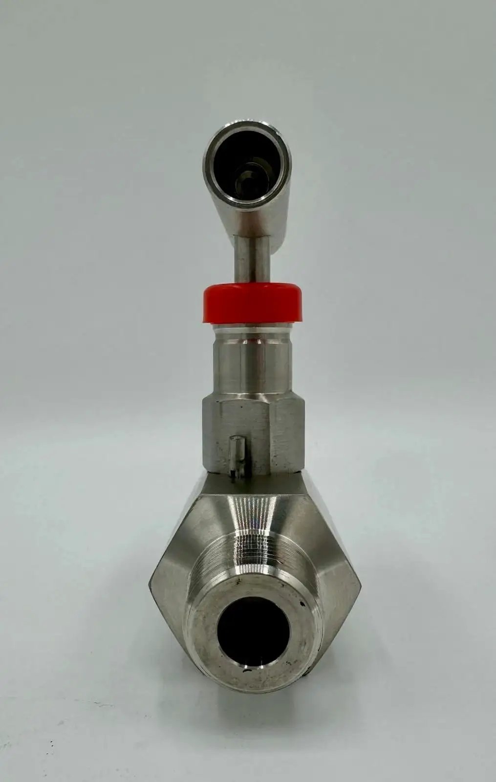 Front view of SS316 Stainless Steel High Pressure Needle Valve 10000 PSI One Half Inch NPT NACE Compliant MXF Series