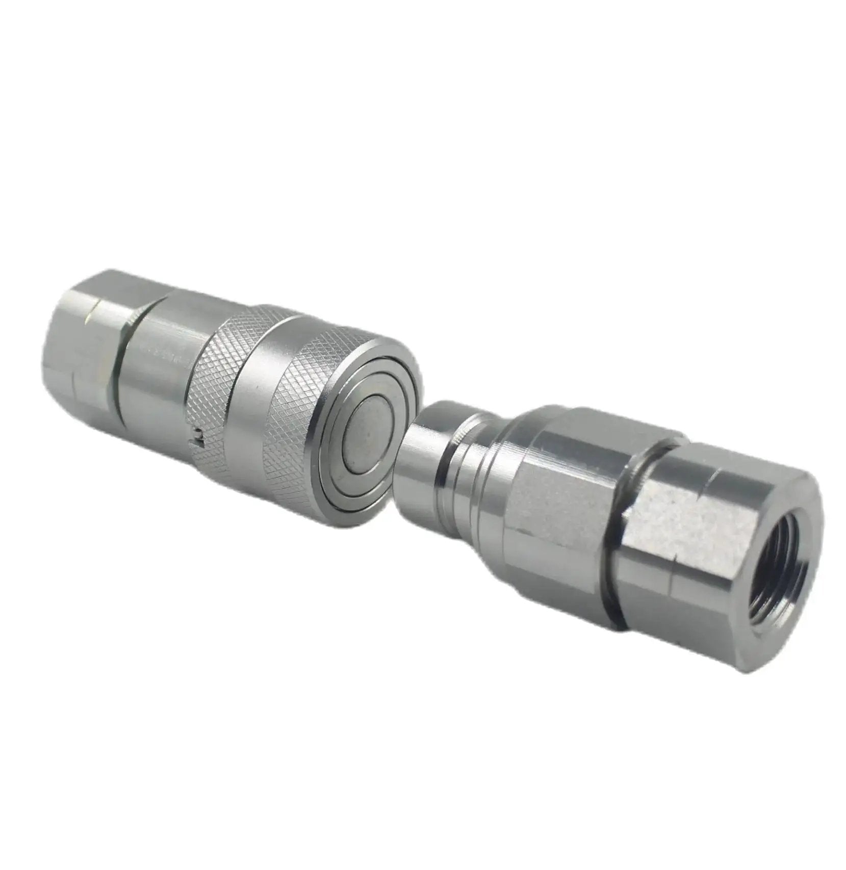 Flat Face Hydraulic Quick Connect Couplers Set For Skid Steer 3/4 NPT Thread With Dust Caps ISO16028, metallic finish, side view