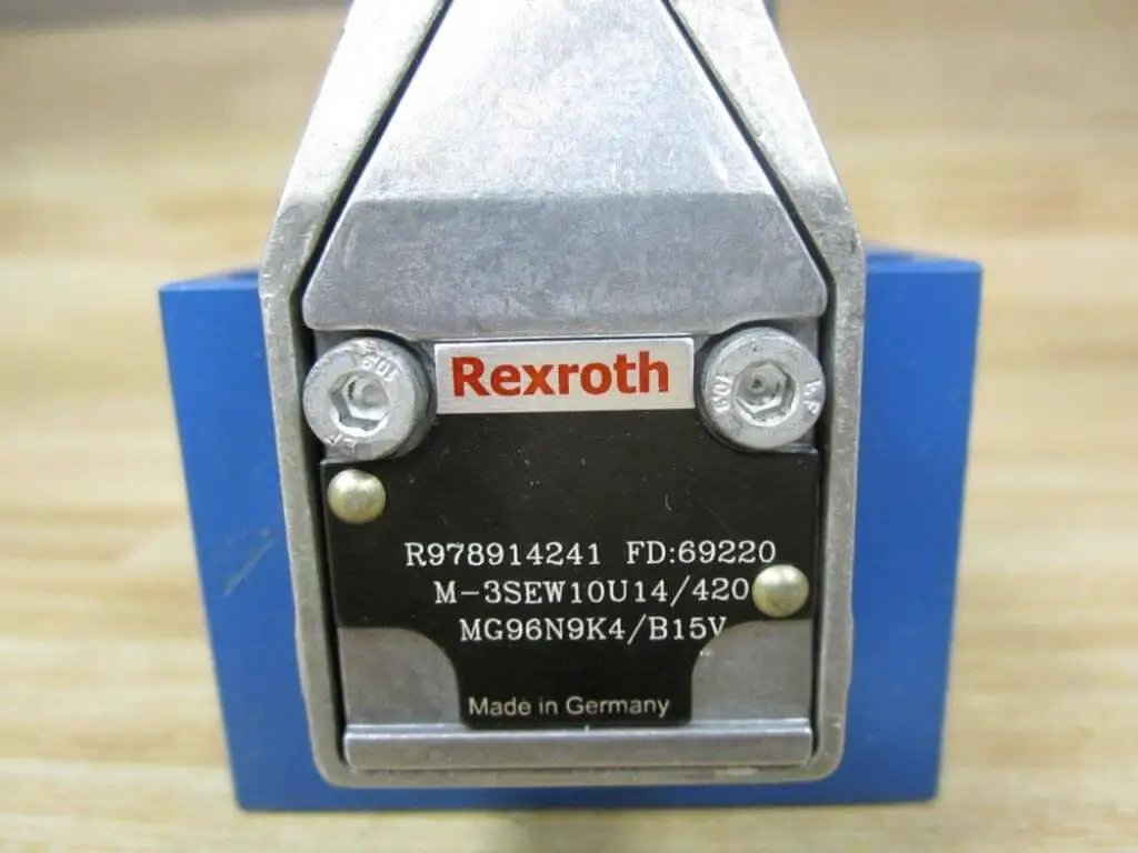 Proportional hydraulic solenoid valve M-3SEW10U14 size 10 single unit 80/96 VDC 30W control spool assembly R978914241