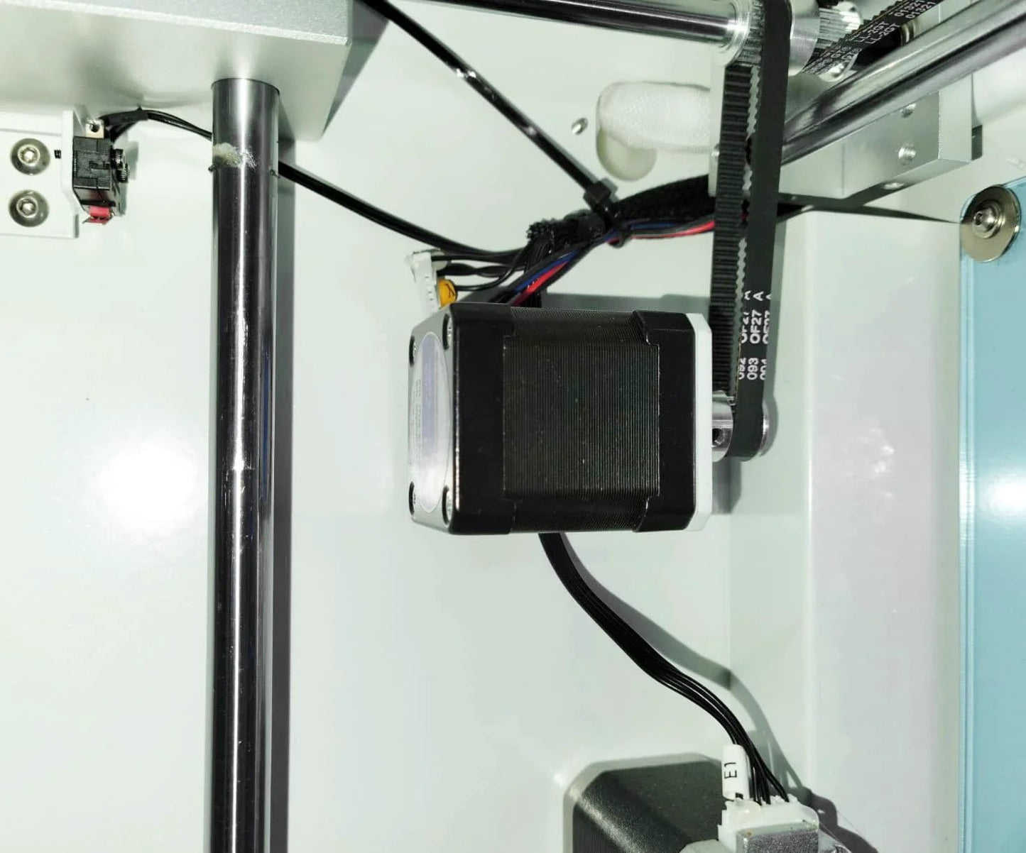 Installed 5 Pack NEMA 17 Stepper Motors 2A Bipolar Beefy Torque 59 Ncm 84 Oz In 48mm 4 Lead With 1 Meter Cable And Connector