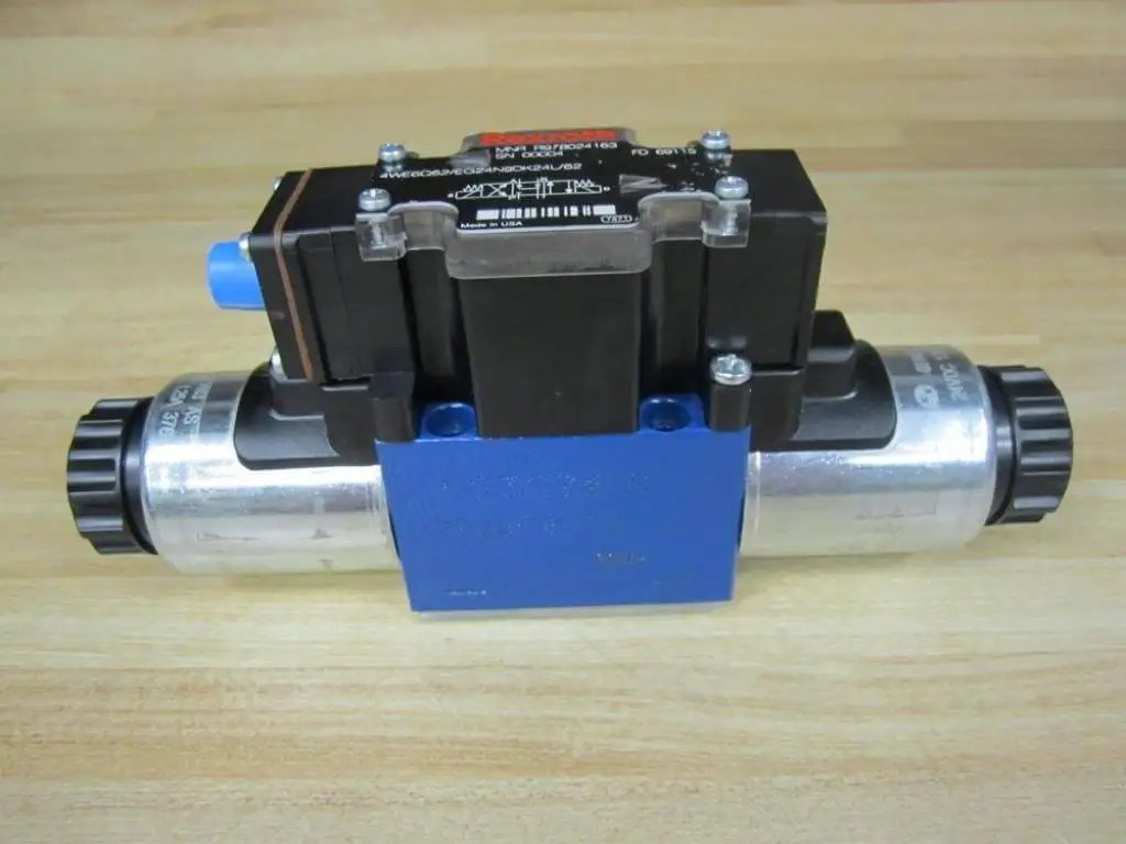 Solenoid directional valve R978024163 4WE6Q62/EG24N9DK24L/62 single unit 24VDC 1.25A 4-pin male connector manifold Bosch Rexroth