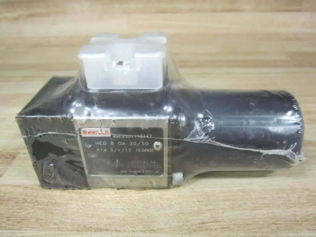 Side view of Hydraulic Solenoid Valve HED 8 OA 20/50 K14 S/V/12 R901110147, 250VAC coil, industrial automation replacement unit.