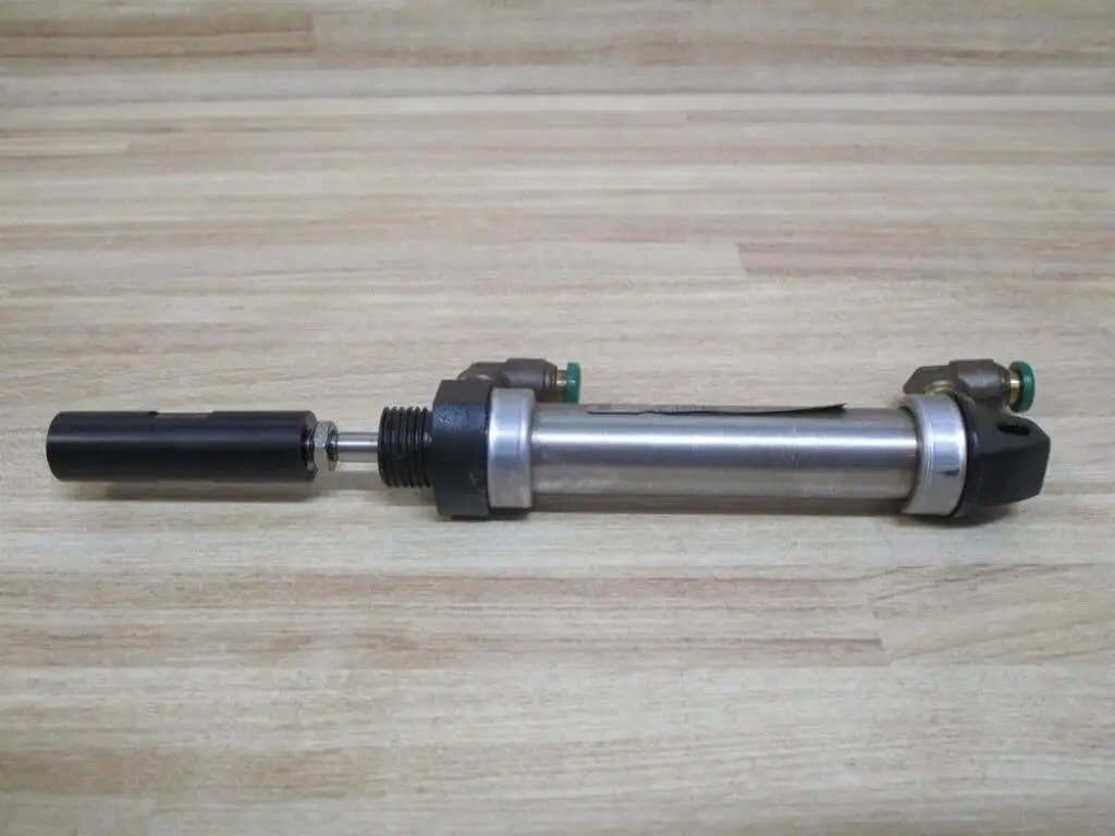 Industrial Hydraulic Cylinder 10mm Bore With Two And One Half Inches Stroke PN 13316050001 Precision Linear Actuator