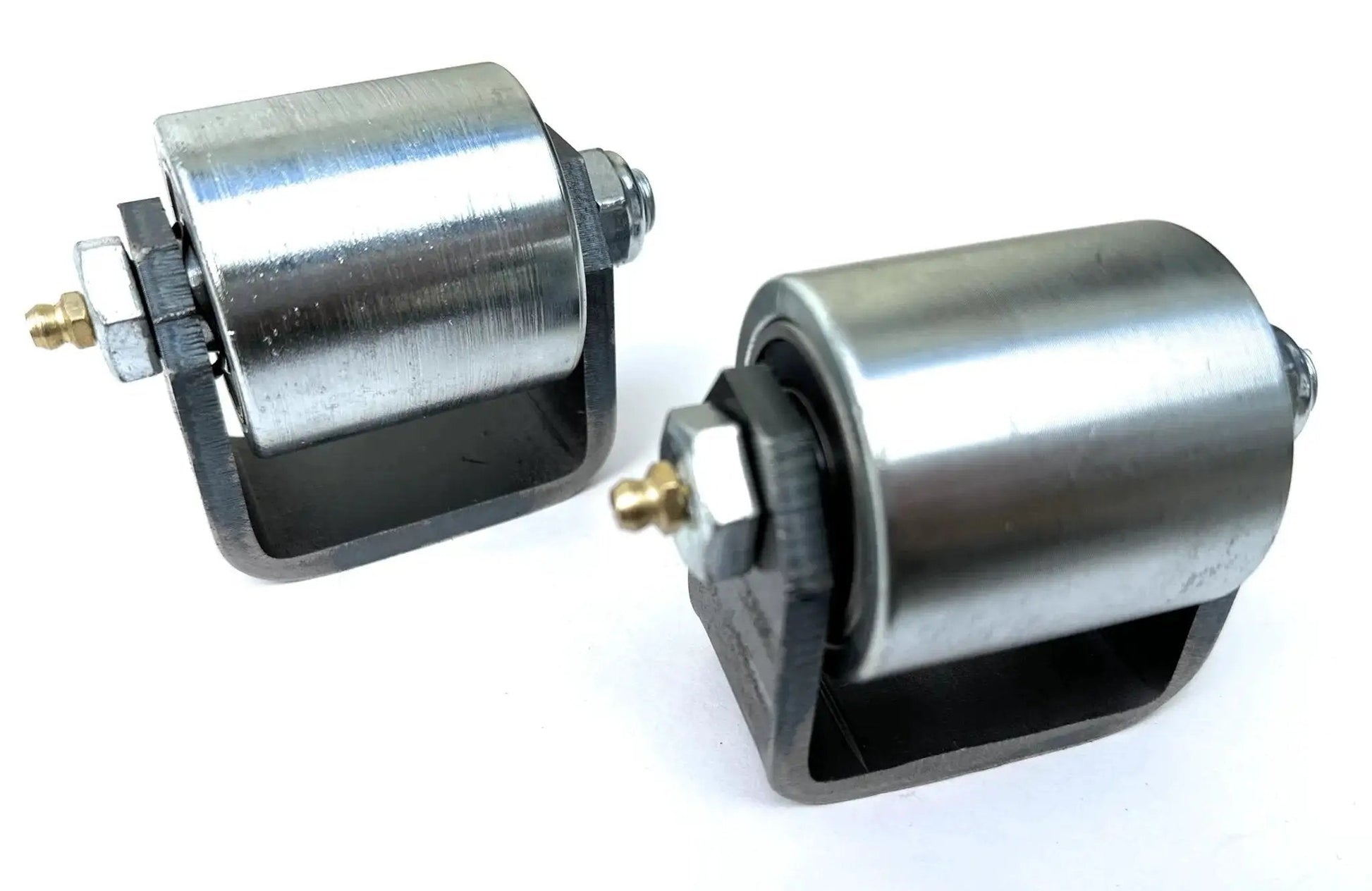 Set Of Two Weld On Trailer Tail Drag Casters With Solid Steel Rollers And Greasable Axle For Motorhomes RVs And Fifth Wheel Campers 2