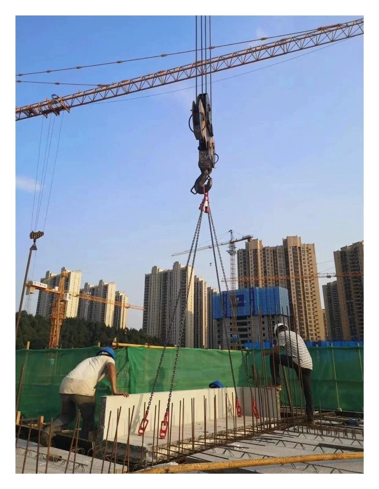 10 Pcs Lifting Ring For Precast Concrete Lifting Clutch in use lifting concrete panel at construction site