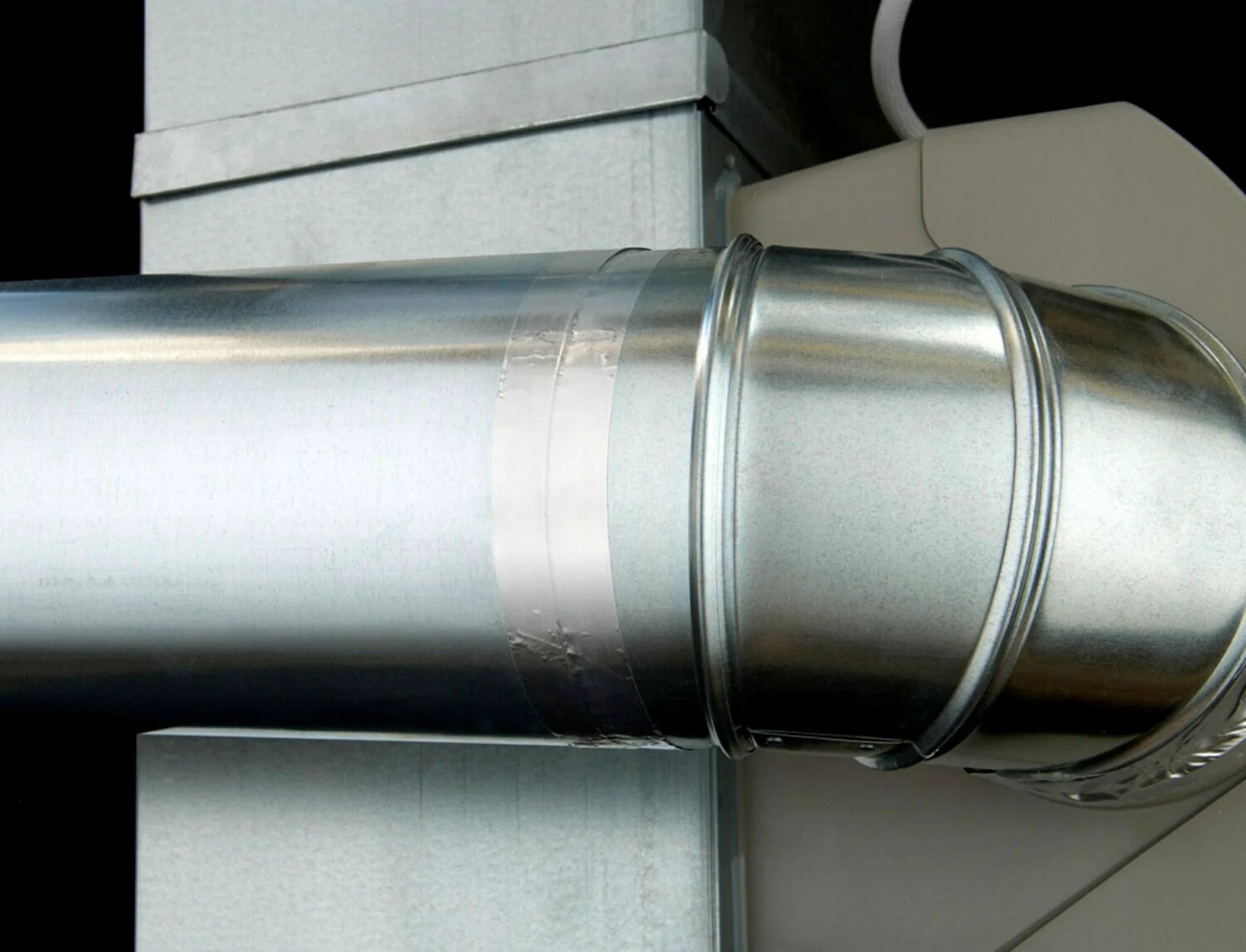 High Temperature Flue Tape For Duct Seams Up To 600 Degrees Fahrenheit on metal duct, 1.5 Inch Wide By 15 Foot Long, 3M sealing leaks