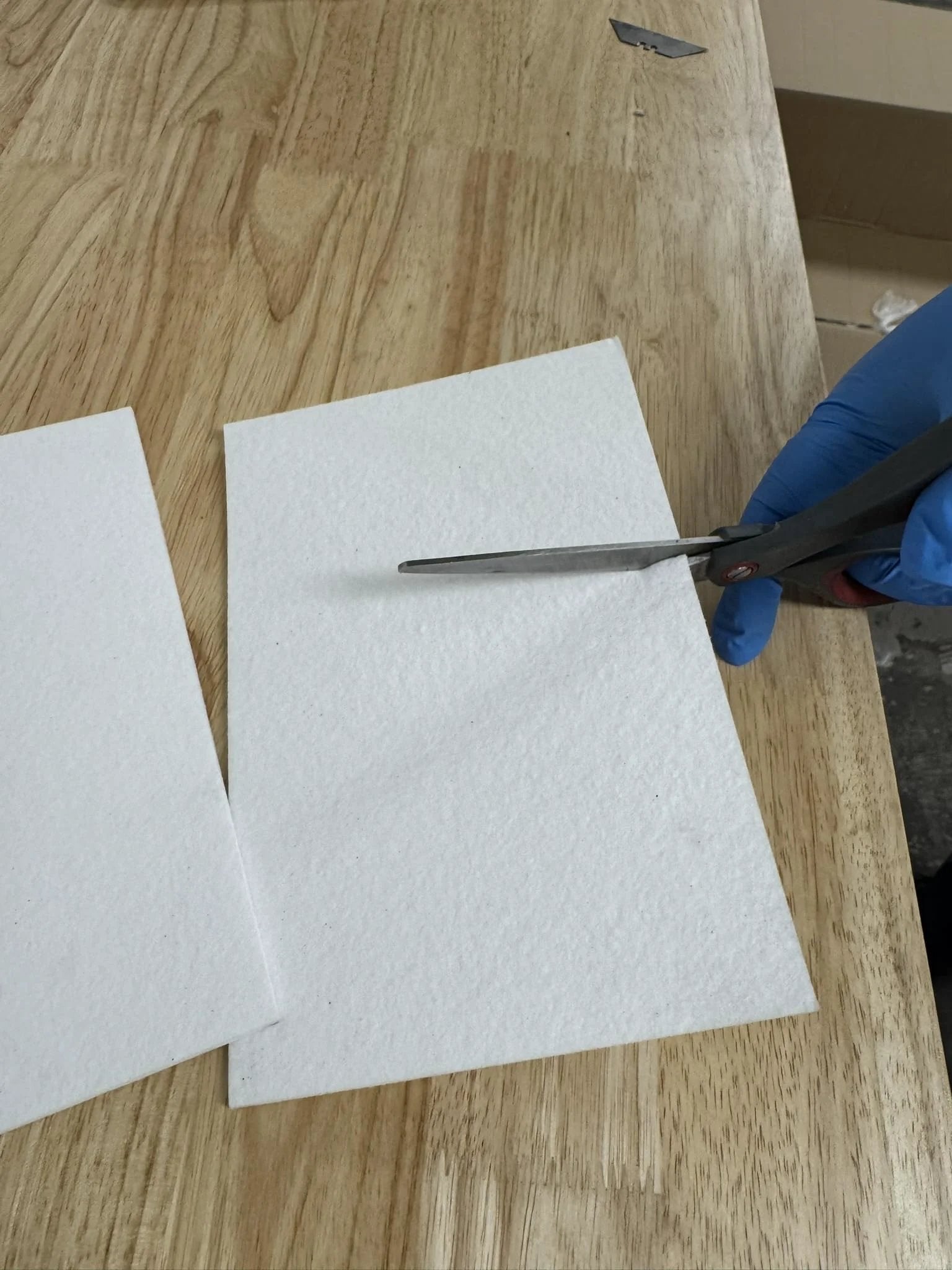Cutting Ceramic Fiber Paper For Kilns And Furnaces 1/8 Inch Thick 11 By 12 Inch Pack Of 10 Sheets With Scissors