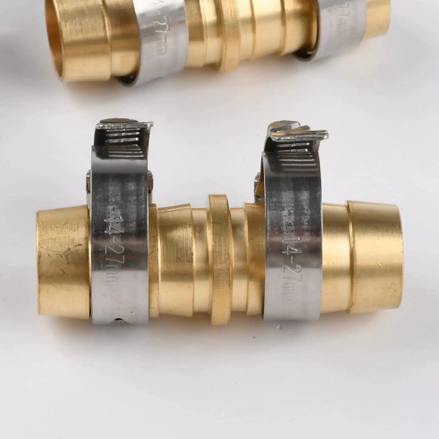 Brass Hose Joiner Repair Kit For Outdoor Use Five Eighths Inch Hose Mender With Stainless Steel Clamps Leak Resistant Barbed Coupler