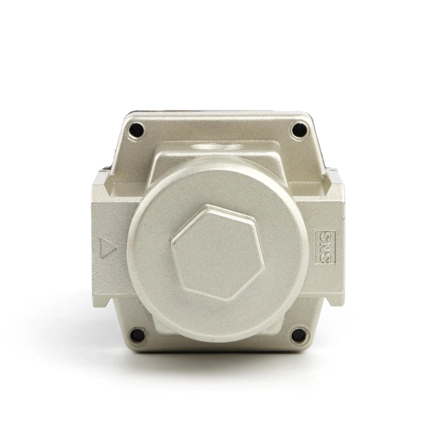 Front view of Adjustable 0 To 150 PSI Air Compressor Regulator With Gauge And Bracket One Quarter Inch NPT Female Thread Aluminum AR2000 N02