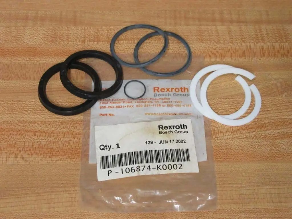 Hydraulic pump seal kit P-106874-K0002 P106874K0002 with 7-piece o-ring gasket set on package