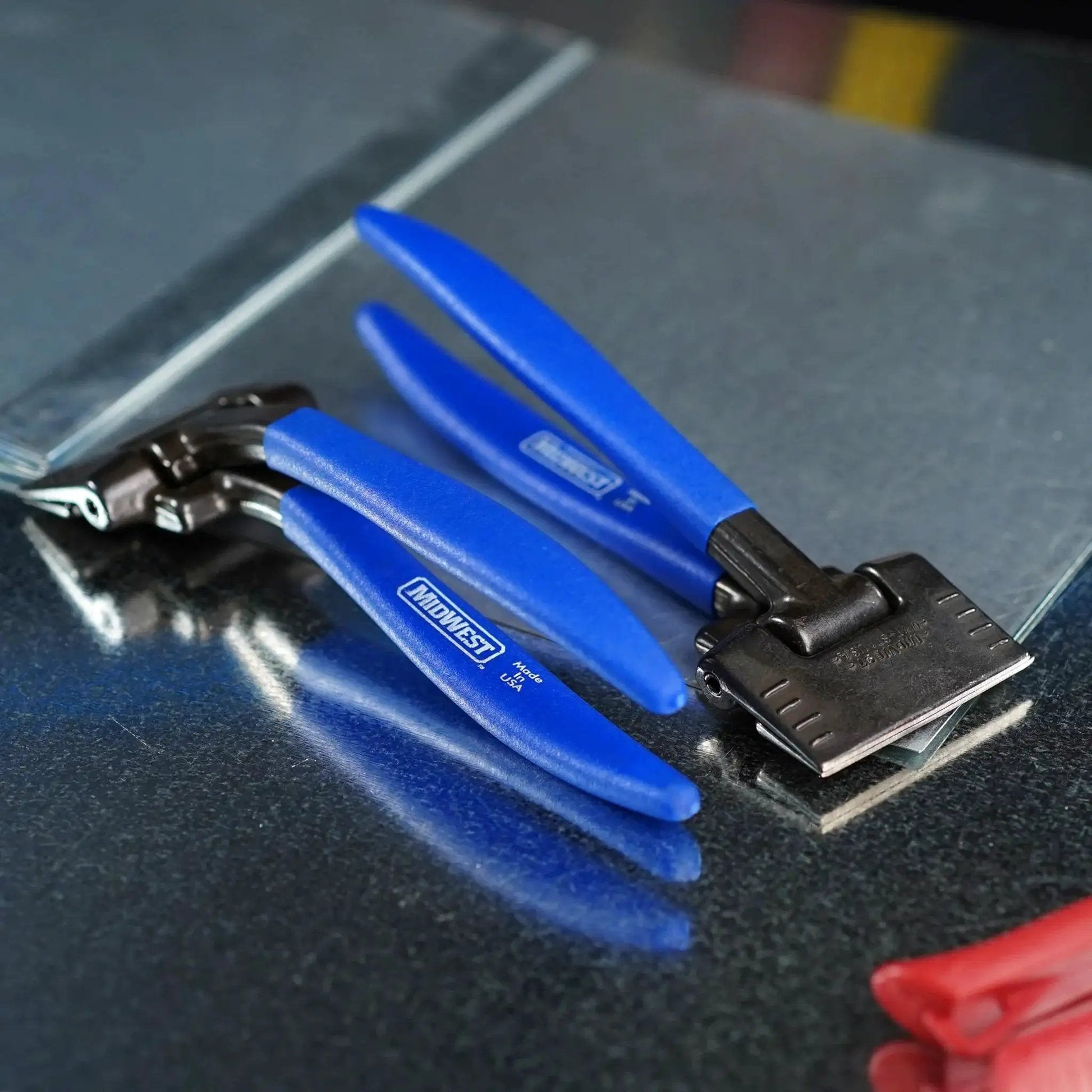 Offset 3 Inch Seamer Tong For Sheet Metal Bending And Forming With One And Quarter Inch Throat Depth Ideal For HVAC Auto Repair And Home Improvement Midwest Made In USA MWT ST2 And Durable Build