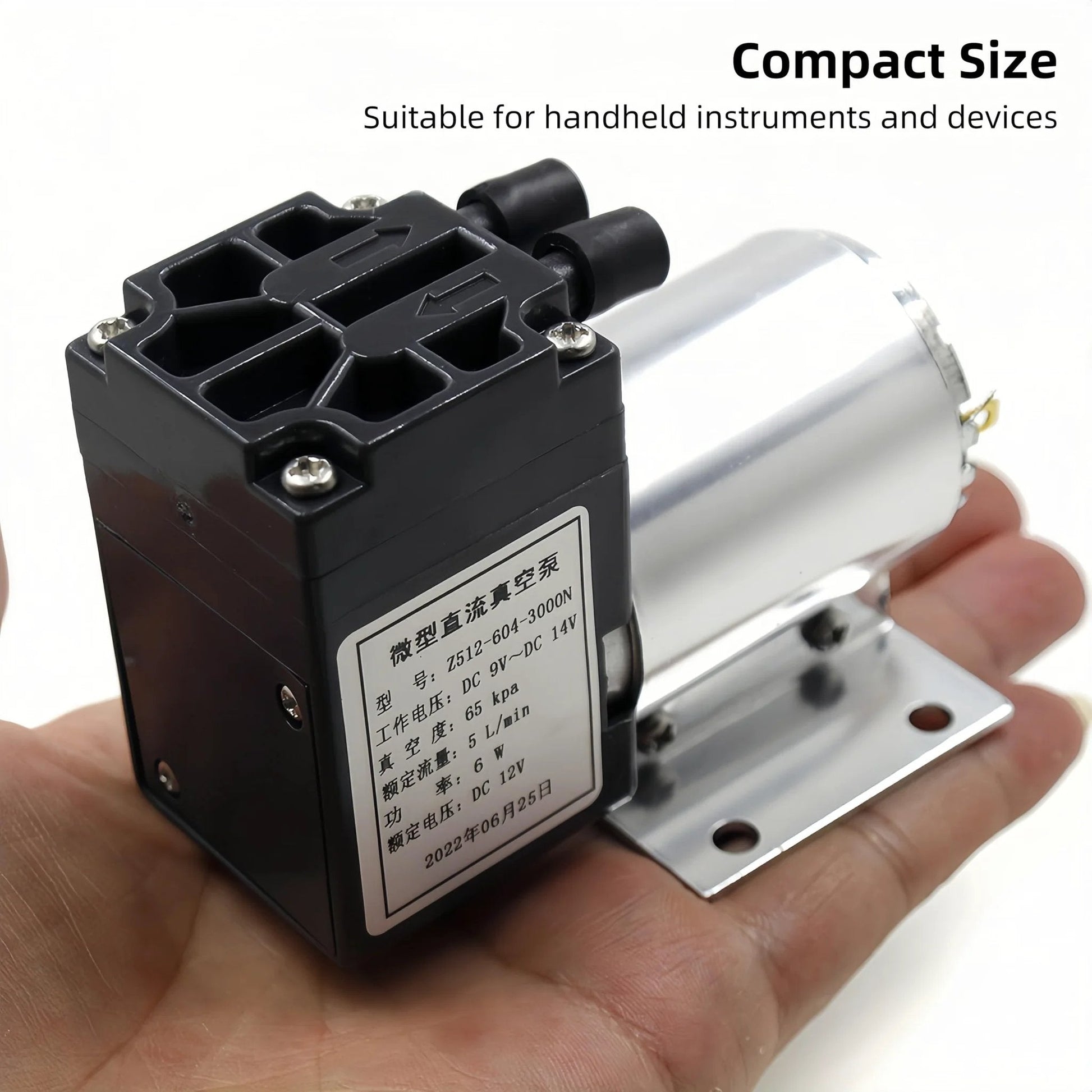 DC 12V Oil Free Mini Vacuum Pump With Holder 5 L Per Minute Flow Low Noise Micro Negative Pressure Pump in hand