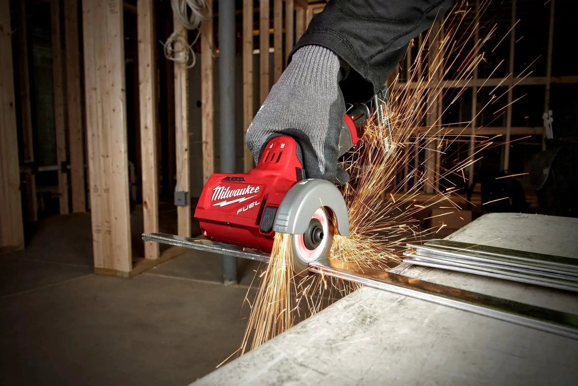 Compact 12V Cut Off Tool Bare Tool With Reversible Blade Rotation, Powerstate Brushless Motor, Redlink Plus Intelligence