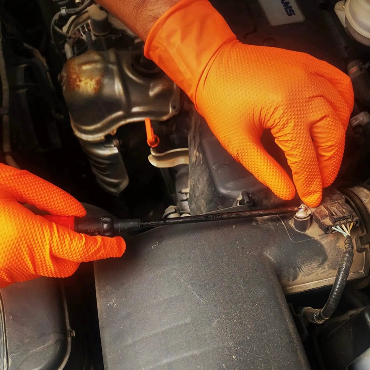 Orange Nitrile Gloves 8 Mil Heavy Duty Powder Free Diamond Texture Grip 1000 Ct used for automotive repair