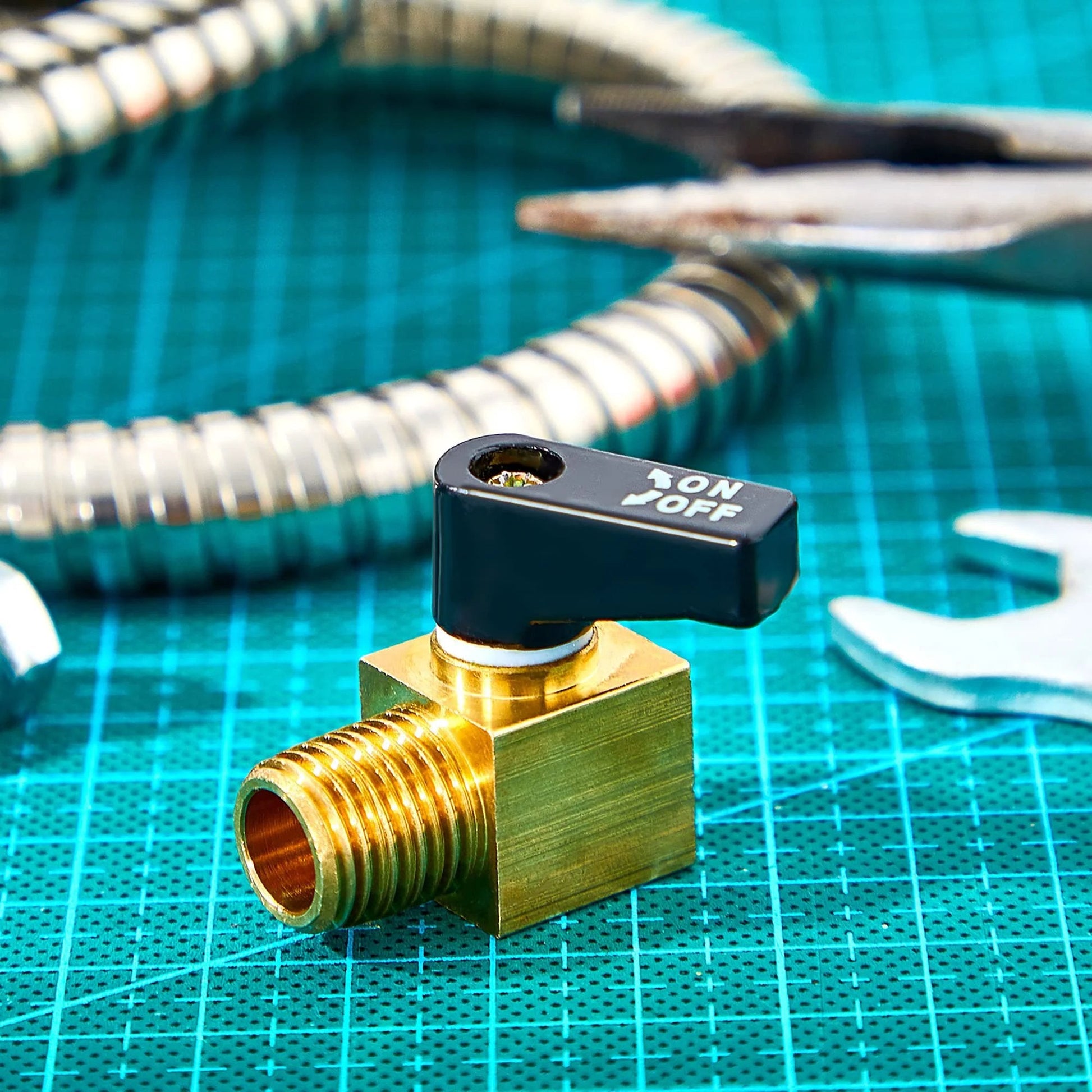 Air Compressor Drain Valve Ball Type Brass Mini Metal Tank Valve One Quarter Inch NPT Male To Female for easy water removal