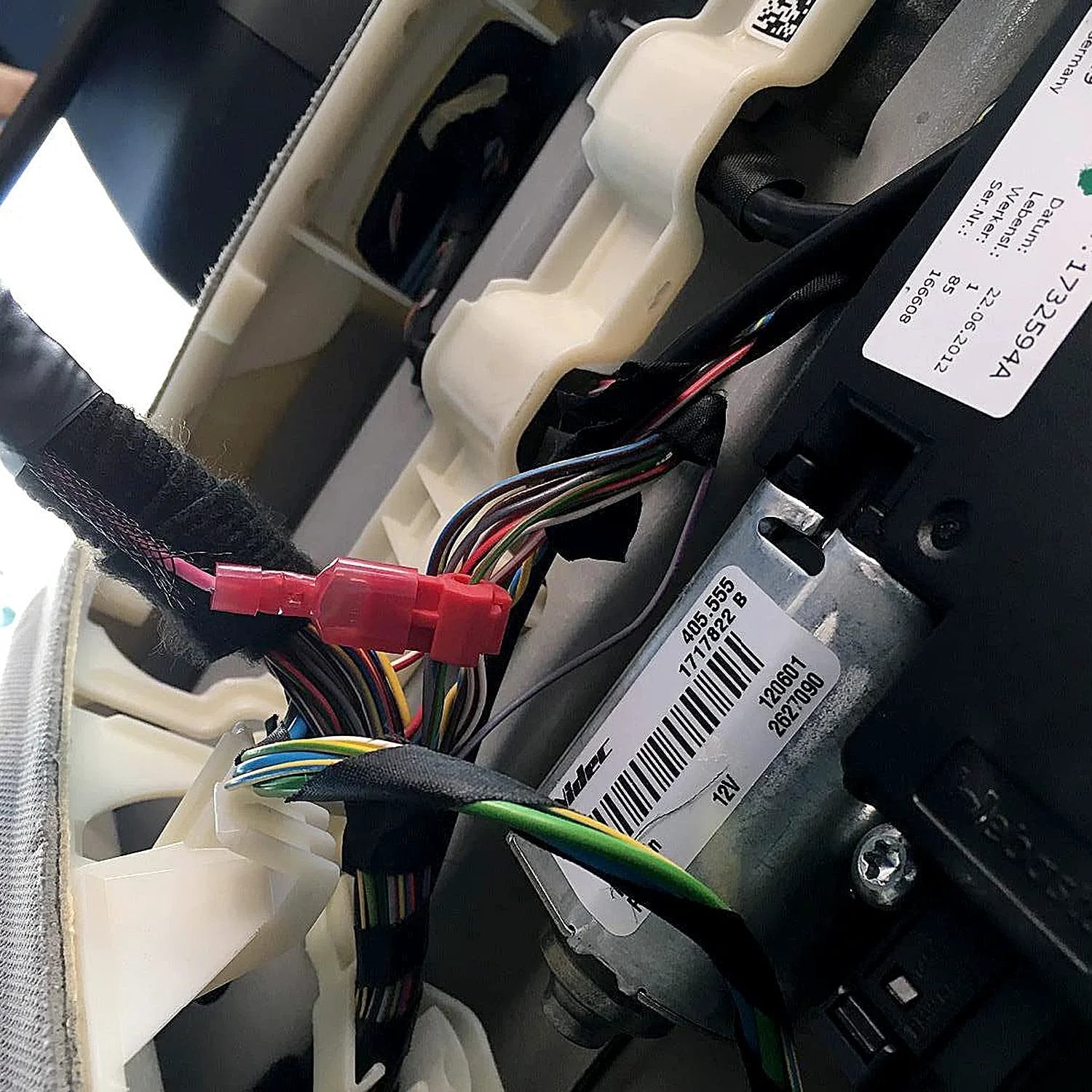 Easy Tap Self Stripping T Tap Wire Terminal Kit With 120 Pcs 60 Pairs Quick Splice Terminals And 60 Nylon Insulated Male Disconnects For Auto Marine Wiring Nilight 50004R With 2 Year Warranty installed in vehicle wiring