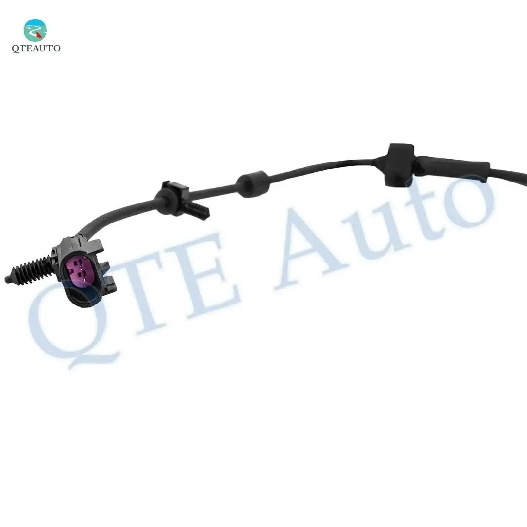 Close-up view of wiring cable for Front Wheel Hub Bearing Assembly Replacement For 2002 To 2009 Chevrolet Trailblazer and others.