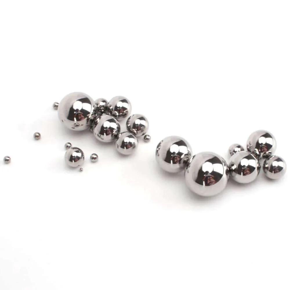 Carbon Steel Bearing Balls,Precision Balls, Bearing steel ball, precision steel ball, various sizes from 9mm to 20mm on white background