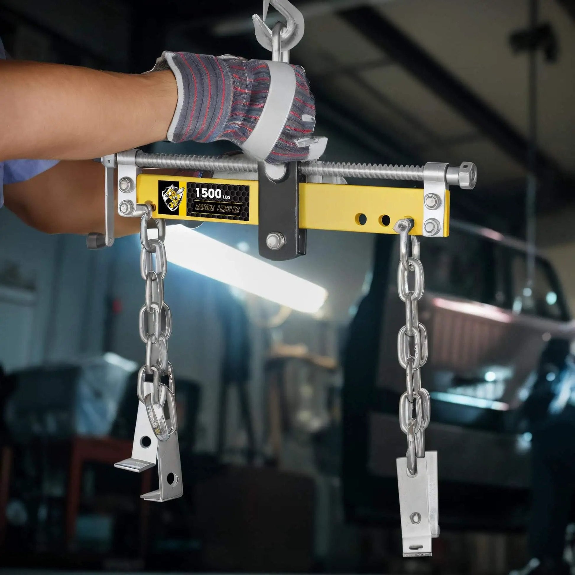 Engine Load Leveler 1500 Lb Capacity For Steel Engine Hoists And Shop Cranes With Adjustable Handle in garage setting