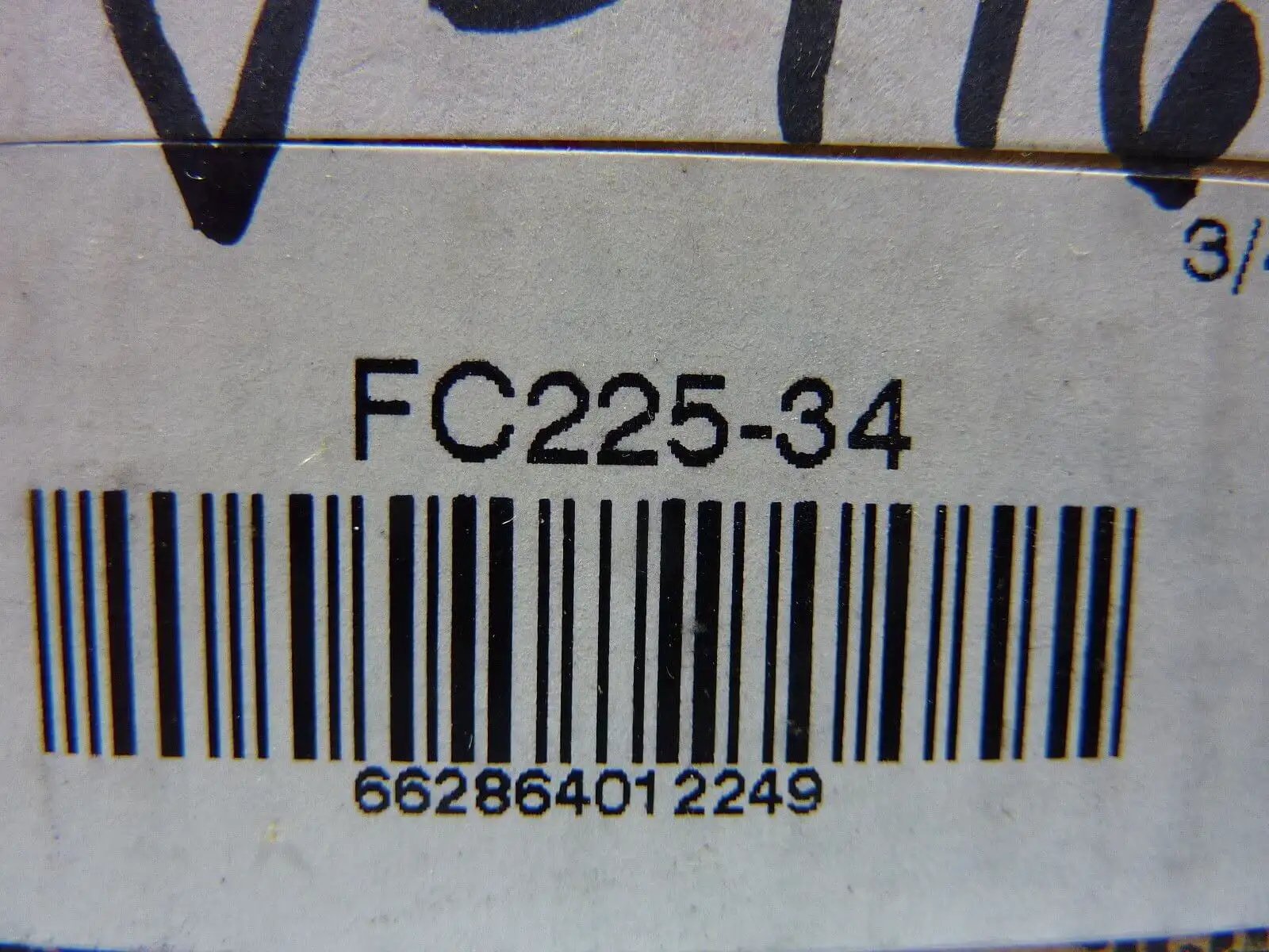 Beefy Heavy Duty Ball Bearing With Two Bolt Flange And Three Quarter Inch Shaft Rexnord FC225 34 Model New In Original Packaging
