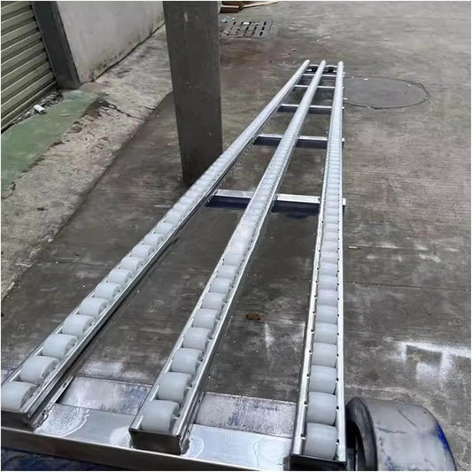 Light Duty Gravity Conveyor Slides With ABS Plastic Roller System And Stainless Steel Frame Two Slide 200 Cm Long outdoor view