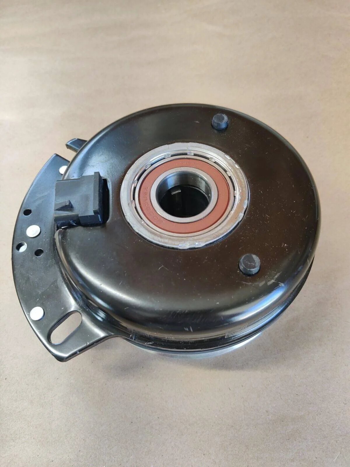 Replacement for Hustler Electric Clutch For 605827K 5219-193 Fits 36 42 and 52 OEM, metal housing, side view