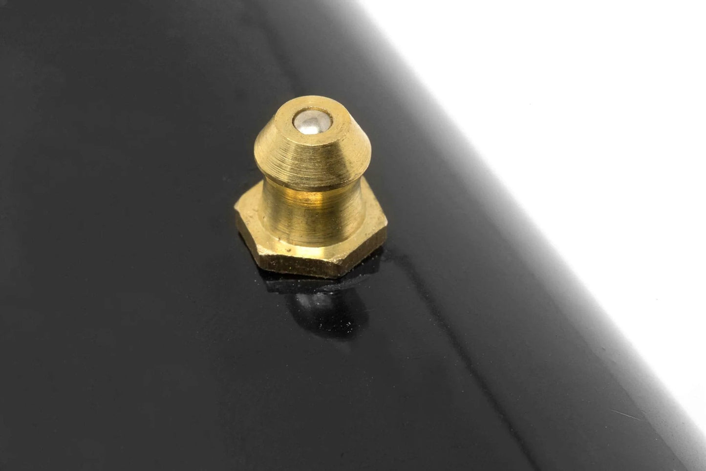 Close-up of brass fitting on ✝️ Cross Tube Hydraulic Cylinder with 2.5-inch Bore and 20-inch Stroke, for shop use and repairs