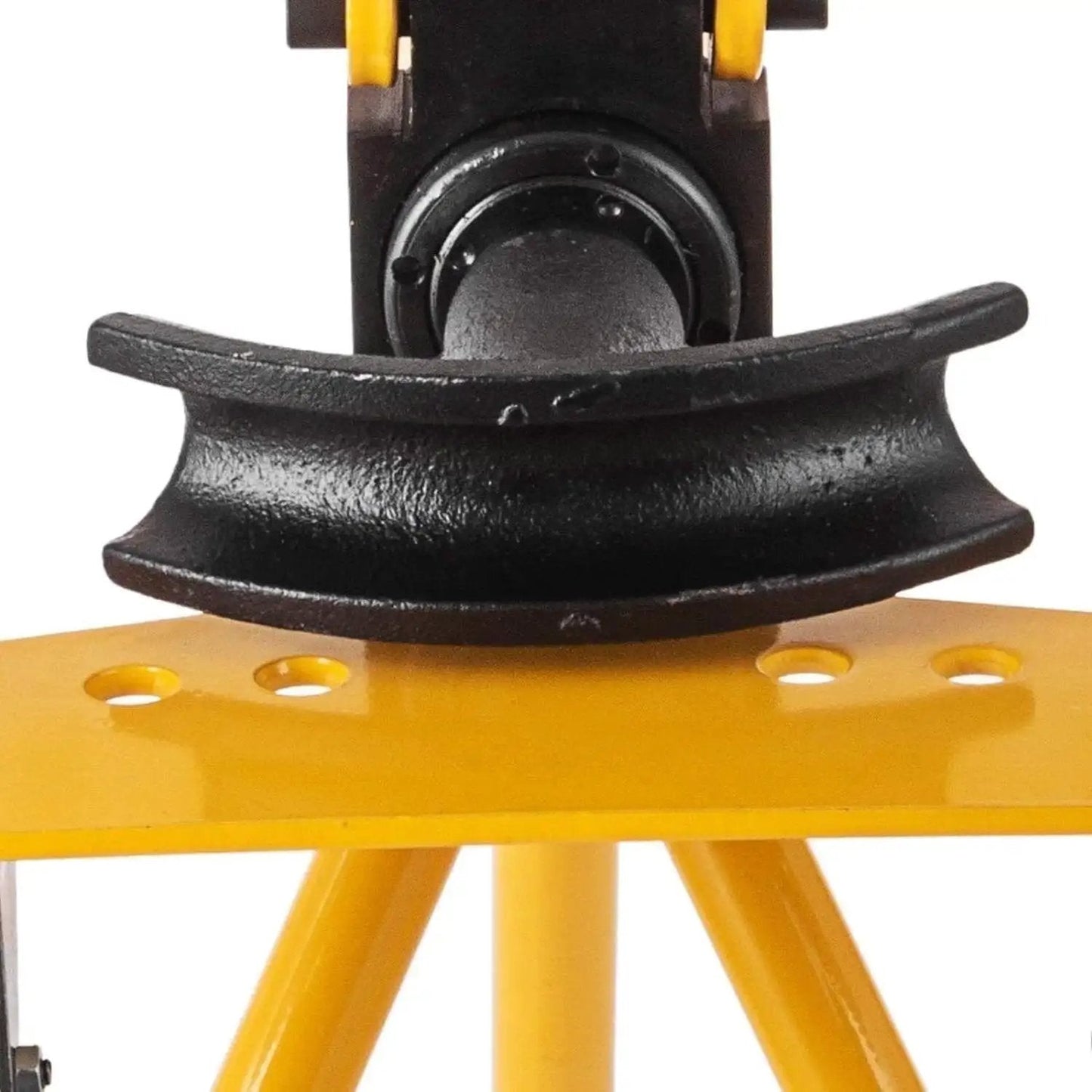 Close-up of die set on mechanical and manual hydraulic pipe bender for 13mm to 34mm pipes, ideal for bending low pressure welded steel and water pipes in cold conditions.
