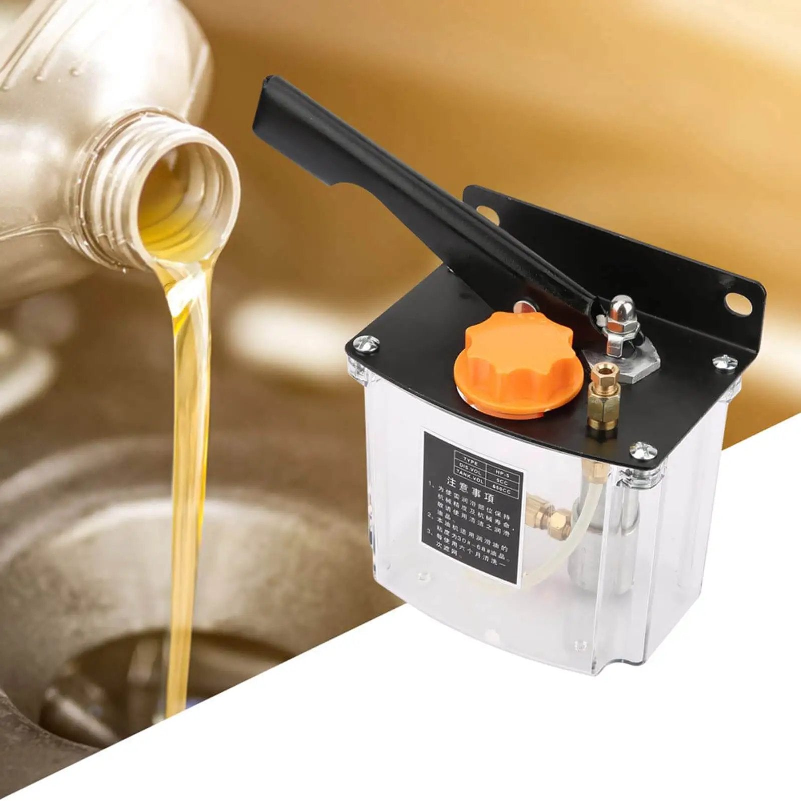 Left Hand Operated Manual Lubrication Pump With 650cc Capacity And A 4mm Oil Outlet for CNC machine tools, with oil pouring in