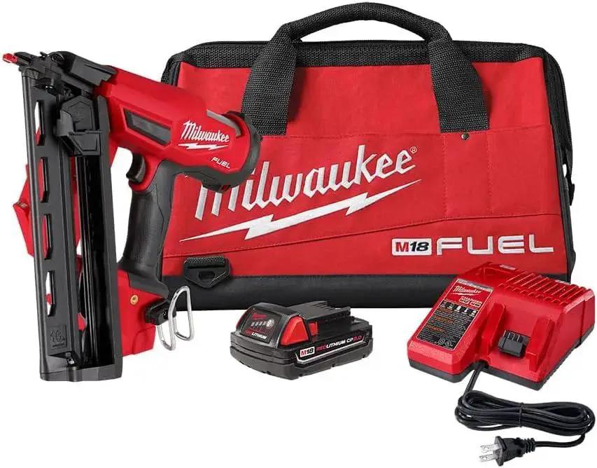 Milwaukee M18 FUEL 16 Gauge Straight Finish Nailer Kit With Battery And Charger, Cordless Brushless Motor Delivers Pneumatic Power For Trim Cabinetry And Interior Finishing, Two And A Half Inch Drive, Lightweight Durable Plastic Housing Pro Grade