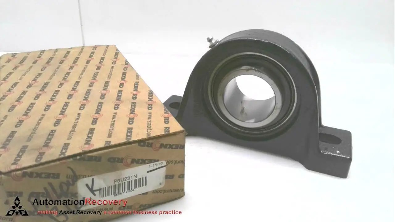Heavy Duty Pillow Block Bearing With 1.9375 Inch Bore 200 Series Cast Iron Body And Lubrication Fitting Two Bolt Base Mount Set Screw