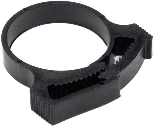 Front view of Plastic Hose Clamps 11.7-13.3mm Black Pack Of 100 Releasable Self Locking and Reusable with serrated edges.