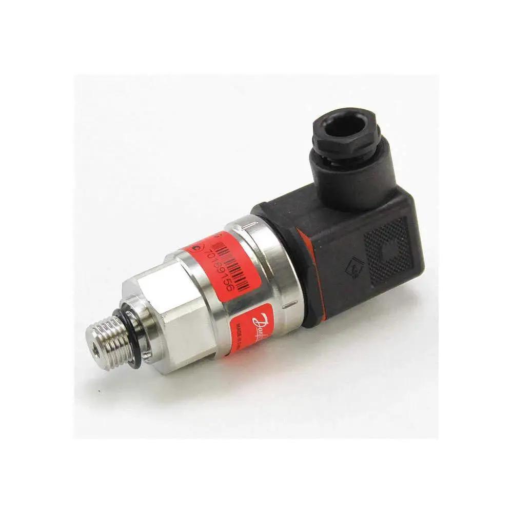 Heavy Duty Pressure Transmitter For Industrial Hydraulic And HVAC Applications With 0 To 150 PSI Range G Quarter Thread And 4 To 20 Milliamp Output Model MBS 3000 Pack Of 1 Delivers Accurate Readings And Beefy Reliability In Harsh Environments
