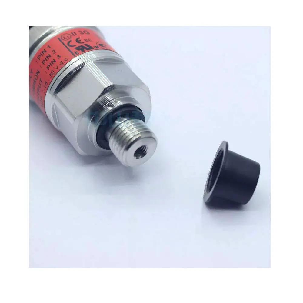 Close-up of Heavy Duty Pressure Transmitter For Industrial Hydraulic And HVAC Applications With 0 To 150 PSI Range G Quarter Thread.