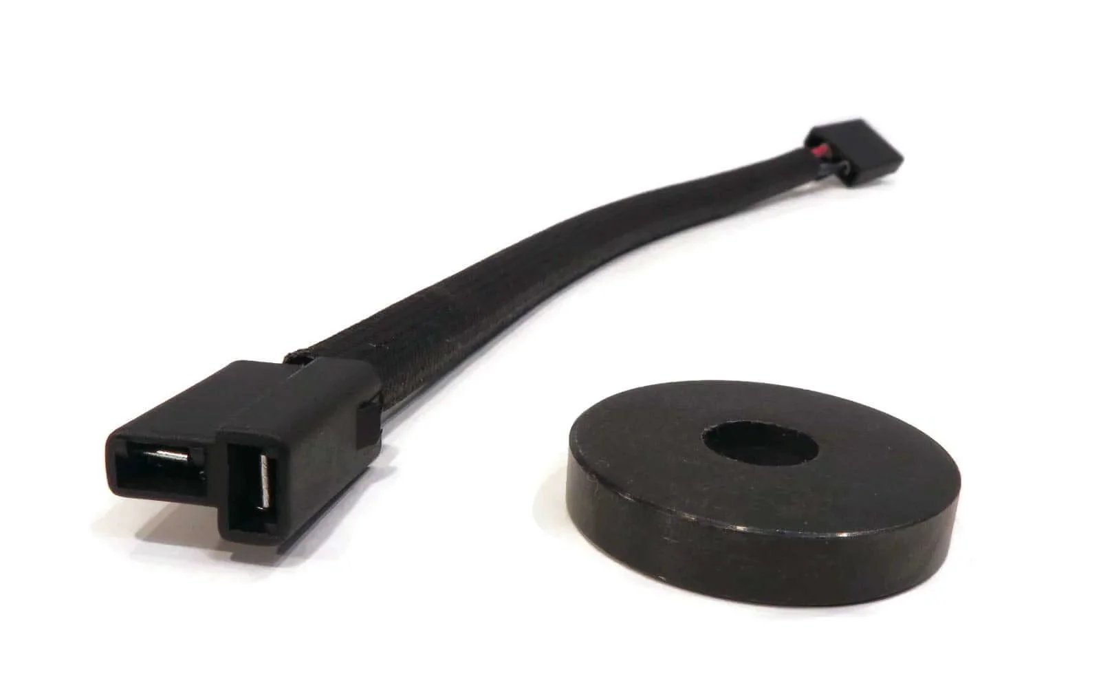Close-up of wire harness and pulley part of Electric PTO Clutch for Exmark 103-0662, 27-30HP Kohler Lazer Z (370000 & Up).