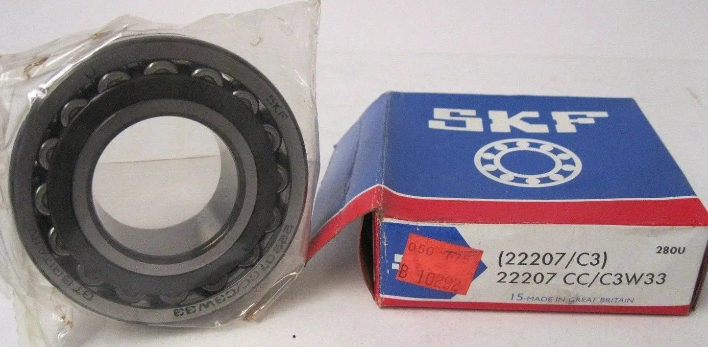 Heavy Duty Roller Bearing 22207 CC C3W33 72mm Outer Diameter with packaging, ideal for industrial machinery use.