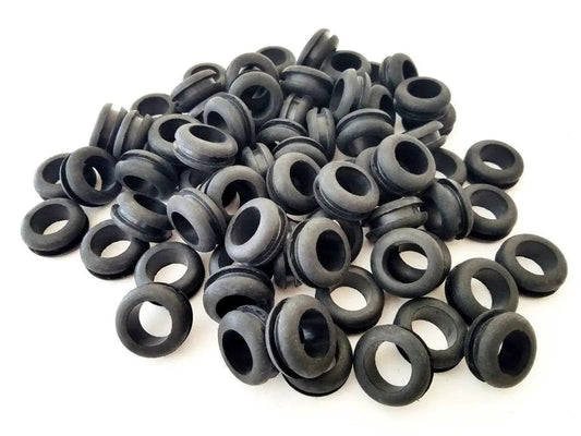 Keep cables safe and organized with this 25-pack of 3/4 inch inside diameter rubber grommets with a 3/16 inch groove designed for 1 inch holes