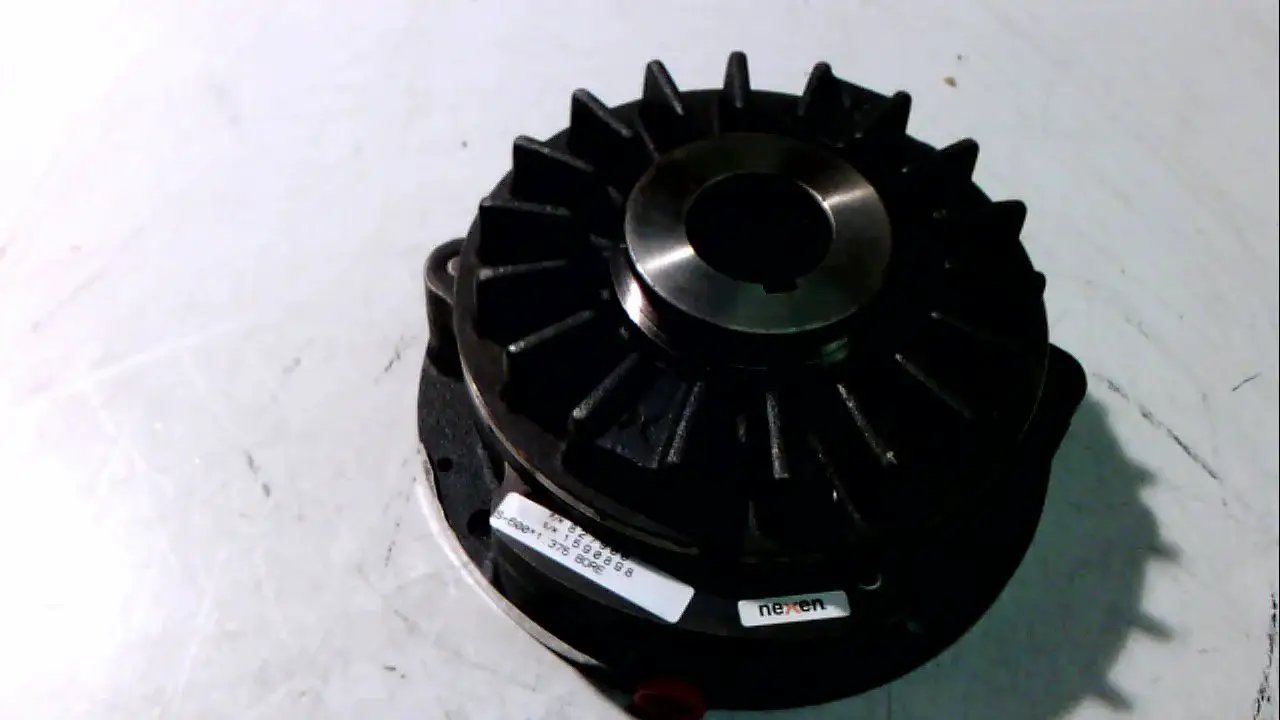 Top view of the S 600 Shaft Mounted Friction Brake 840 In Lbs Torque 80 PSI 1800 RPM Bore 1.375 Inches for automated equipment.