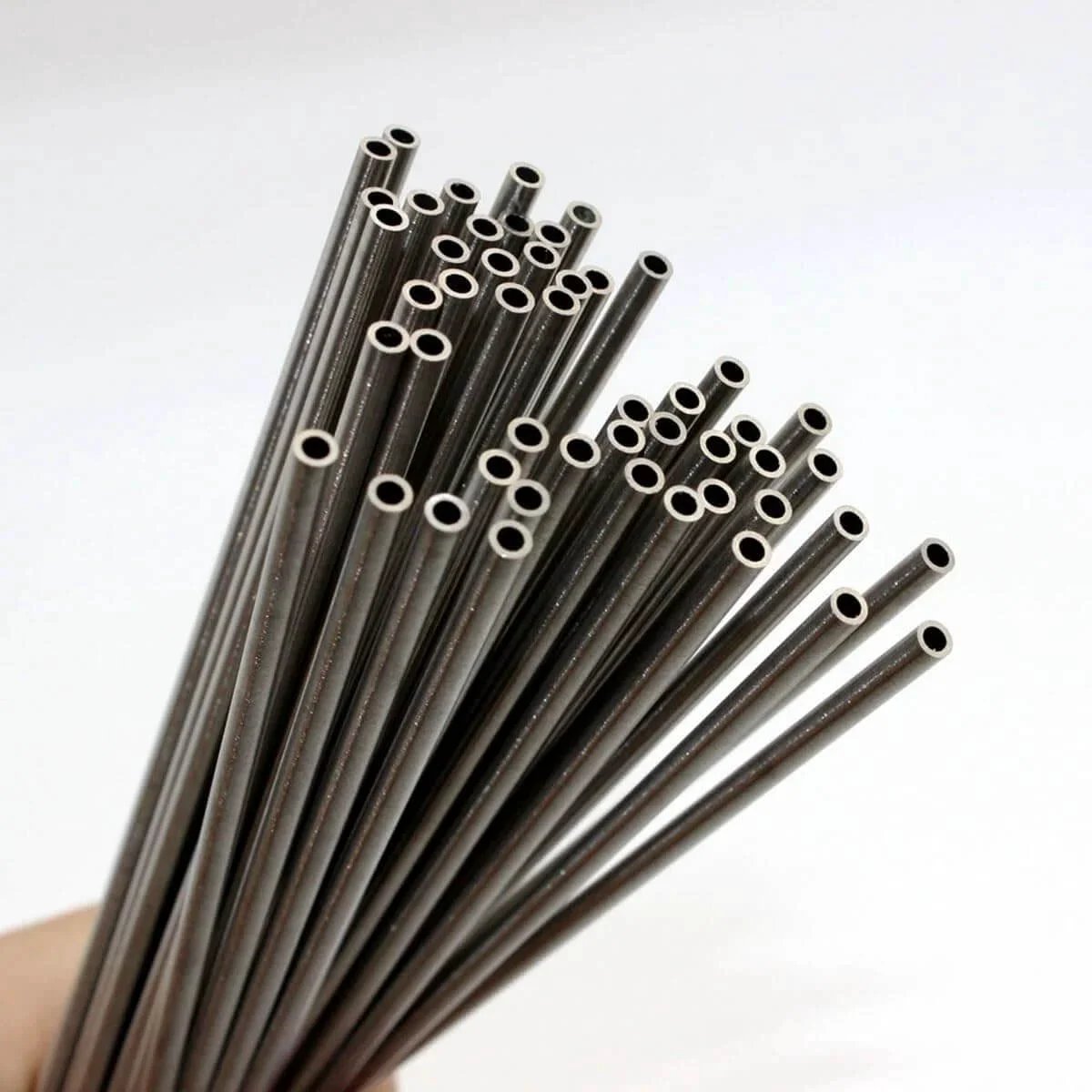 Bundle of 304 Stainless Steel Pipes 6.5 mm outer diameter, 5.5 mm inner diameter, 200 mm length, ideal for industrial fabrication projects.